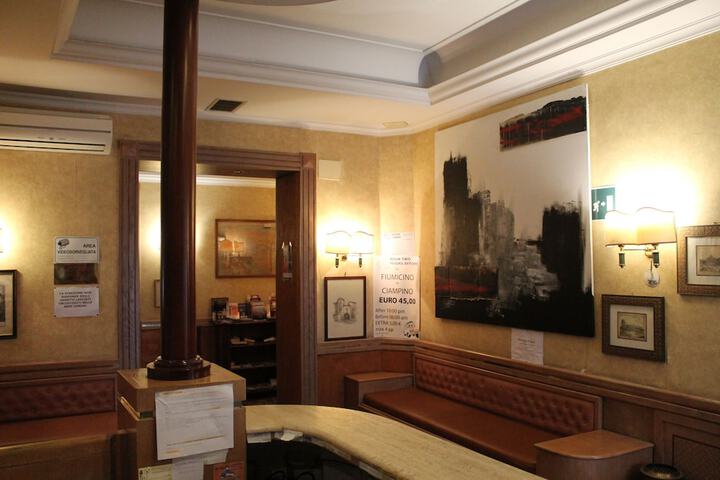 Guest Lobby