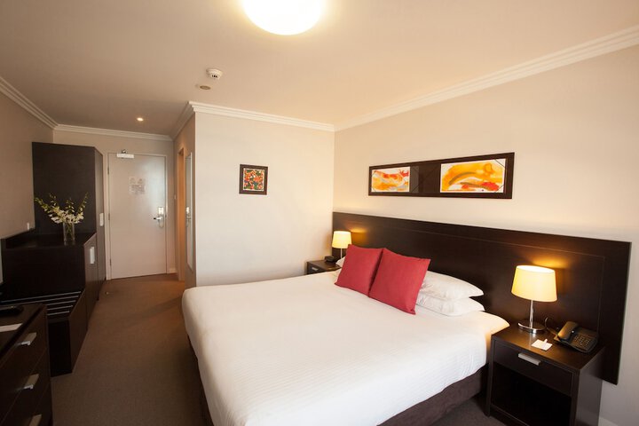 Room 17 of 44