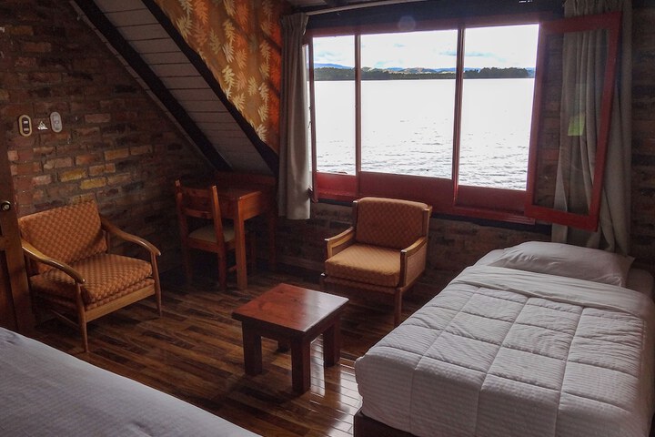 Room 15 of 42