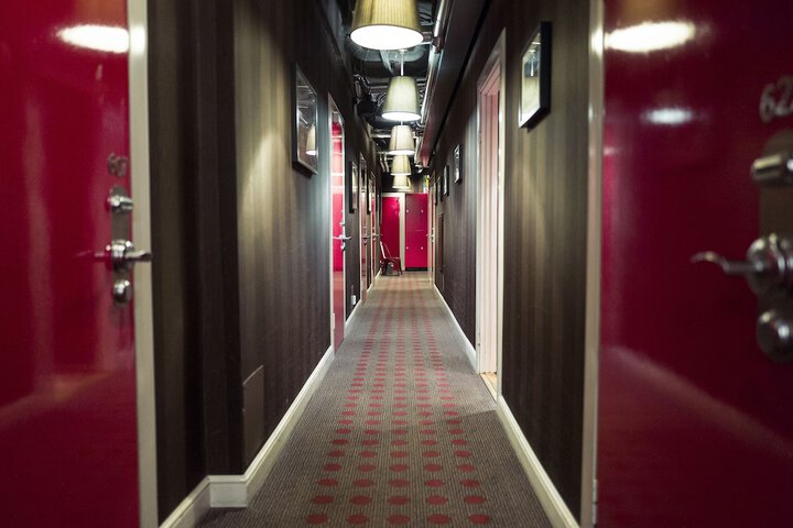 Ballroom/Hall 85 of 93