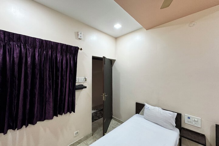 Room 22 of 31