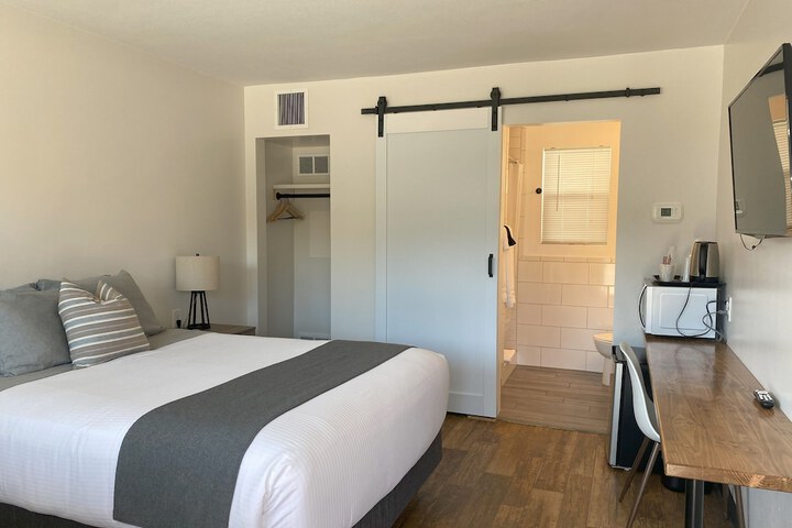 Room 11 of 55