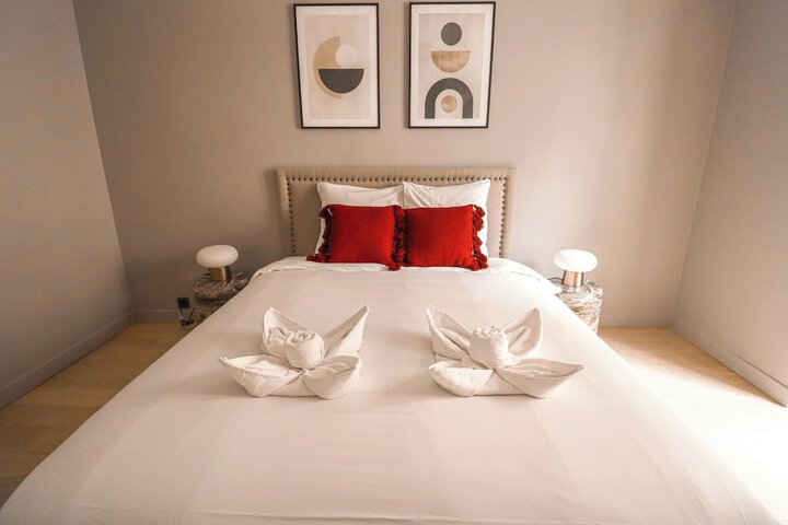 Room 8 of 35