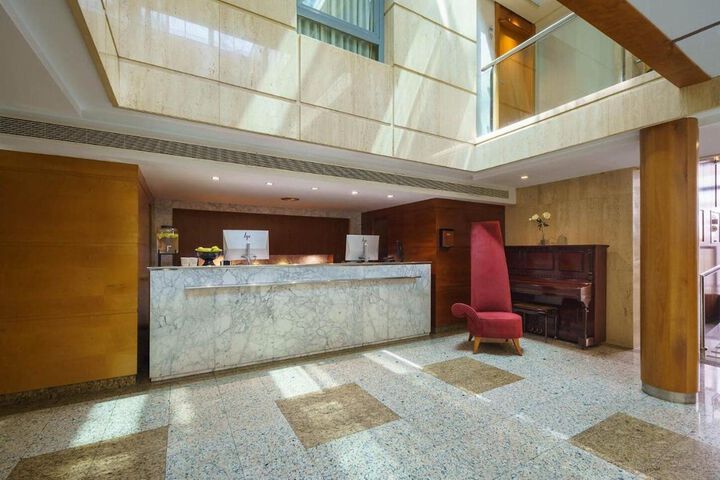 Hotel Lobby