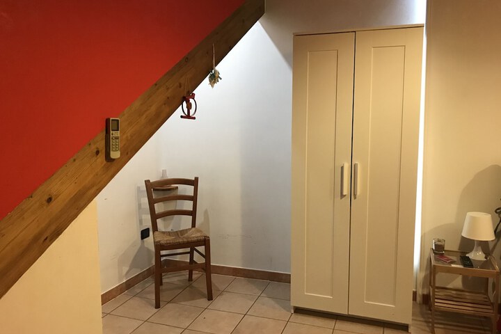 Room 4 of 45