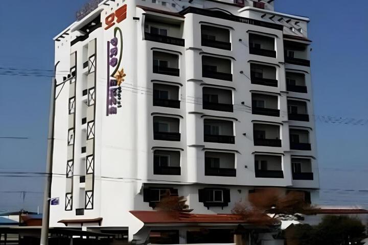 Goodstay Provence Motel