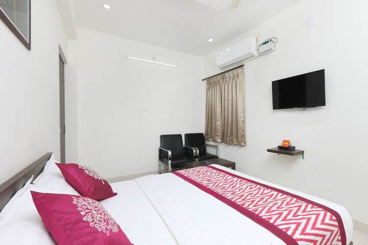 Room 8 of 20
