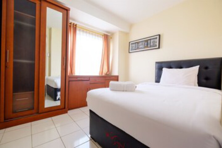Room 14 of 18