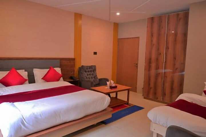 Room 16 of 26