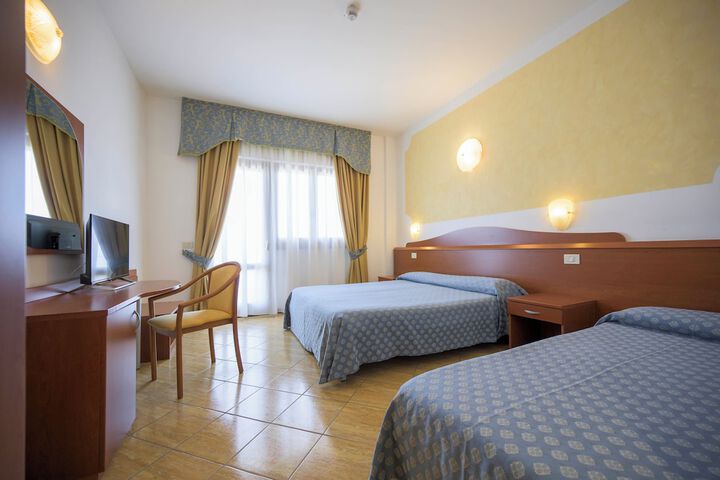 Room 14 of 41