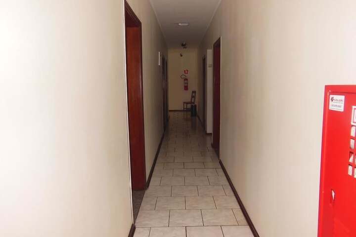 Ballroom/Hall 28 of 35