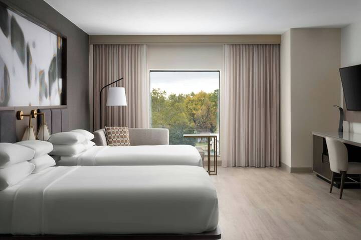 Room 12 of 41
