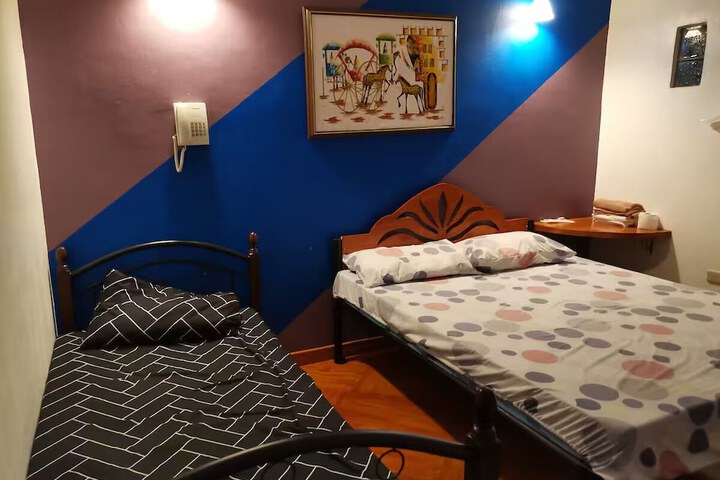 Room 8 of 23