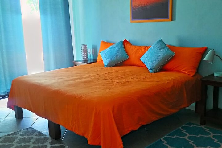 Room 15 of 93
