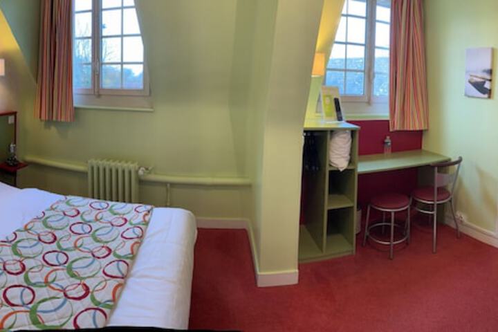 Room 18 of 45
