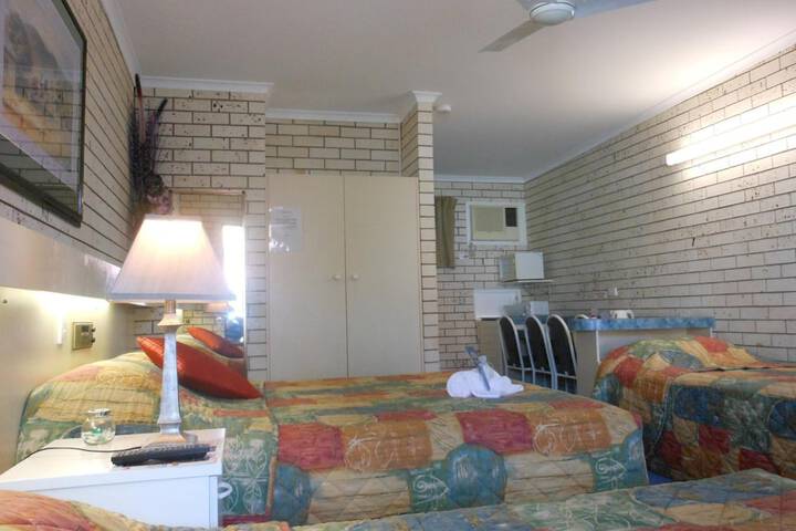Room 14 of 43