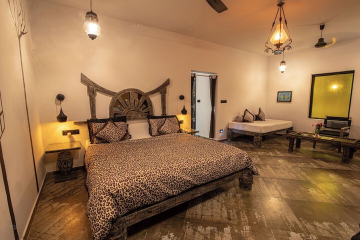 Room 42 of 141