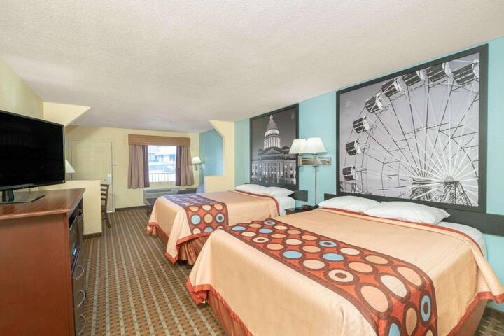 2 Queen Beds (4 of 6)