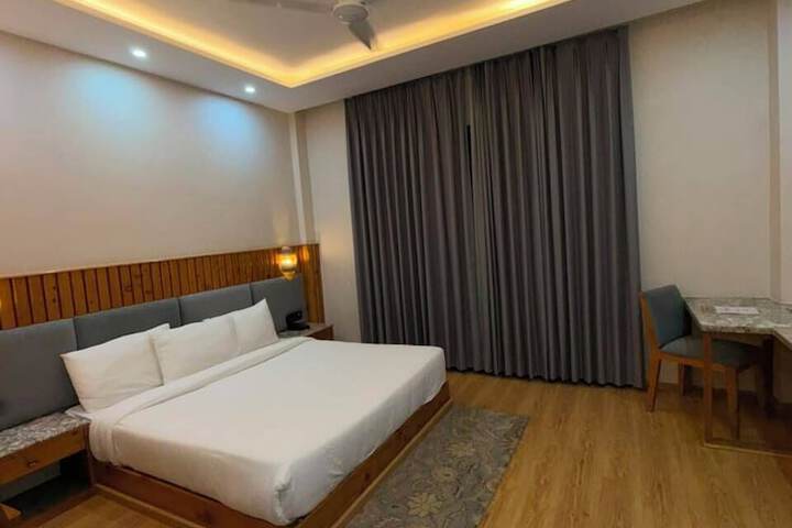 Room 66 of 144