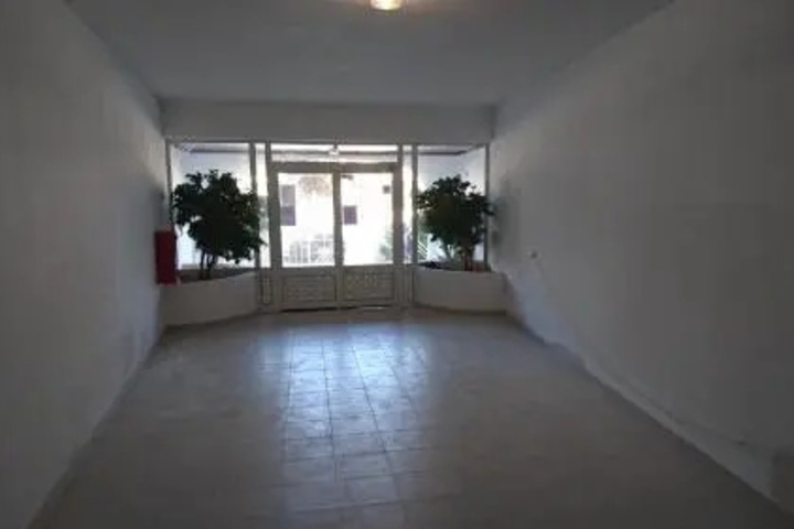 Room 12 of 19