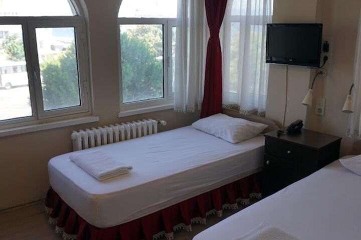Room 30 of 66