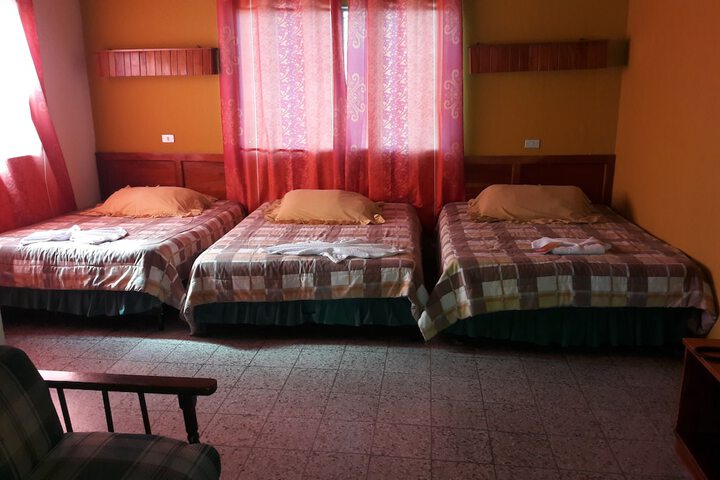Room 6 of 31