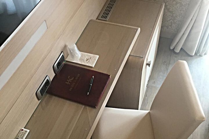 Room 19 of 62