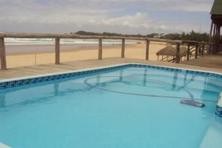 Pool 25 of 29