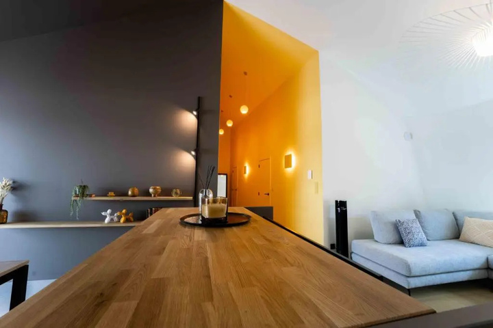 Room 5 of 20
