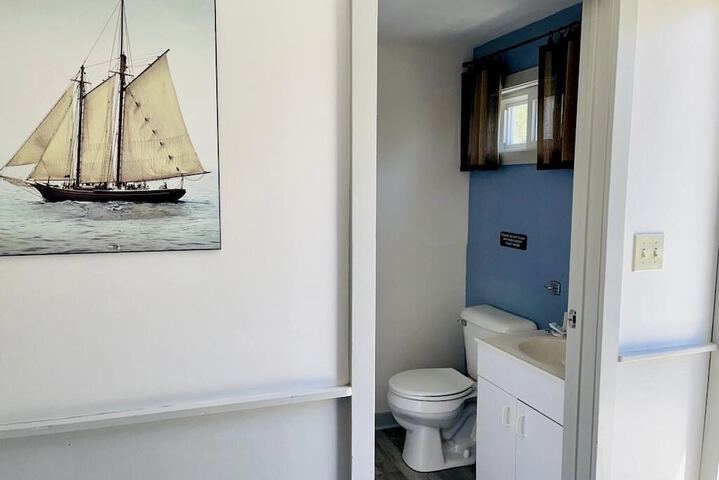 Room 36 of 60