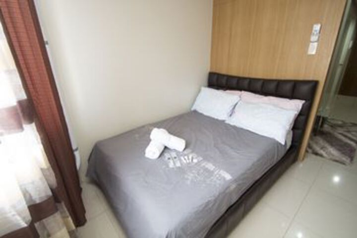 Room 28 of 68