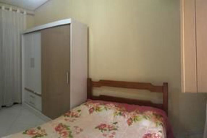Room 8 of 20