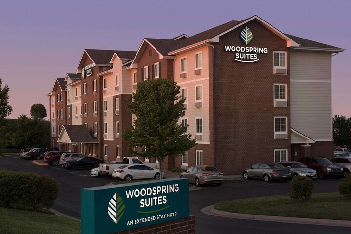 WoodSpring Suites Kansas City Lenexa in Lenexa, KS