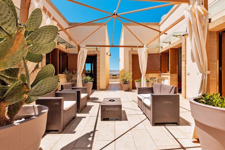 Terrace/Patio 13 of 23