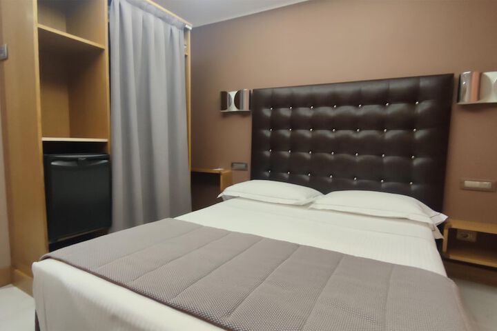 Room 38 of 88