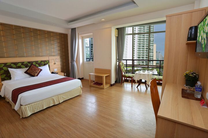 Room 10 of 50