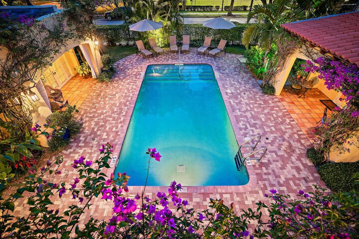 Pool 34 of 47