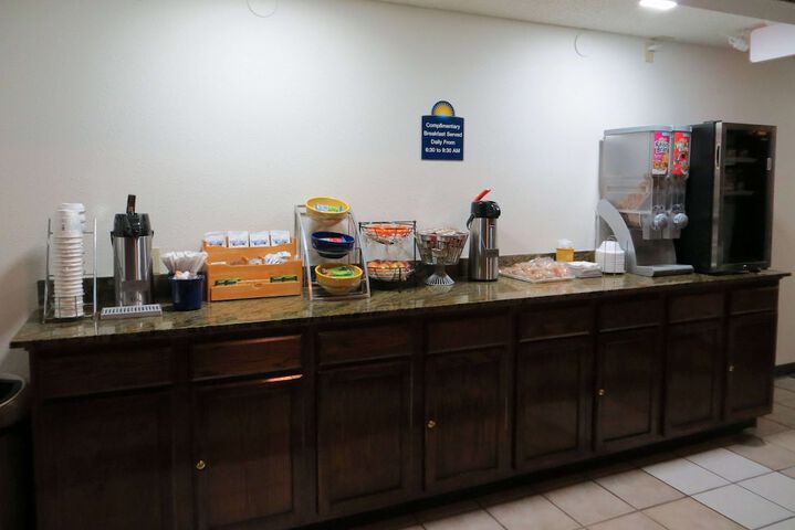 Breakfast/Coffee Service 48 of 60