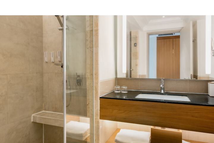 Clean Restrooms