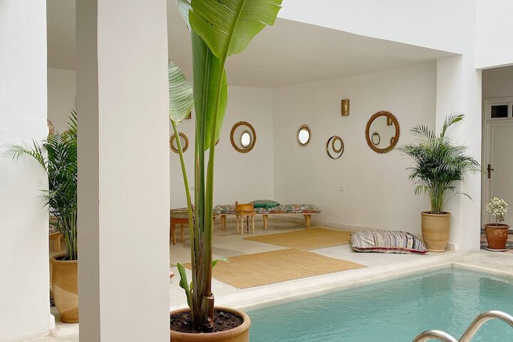 Pool 95 of 155