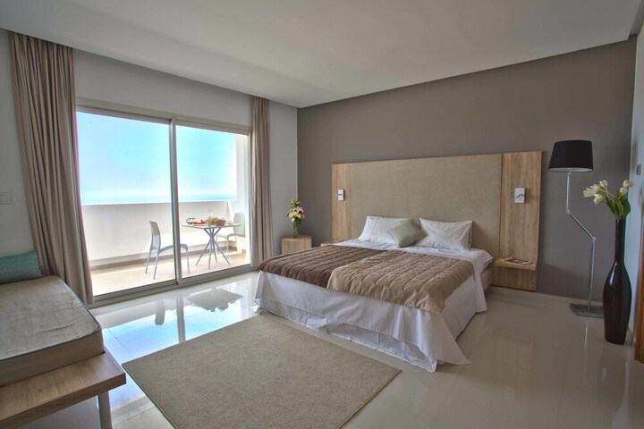 Room 10 of 147