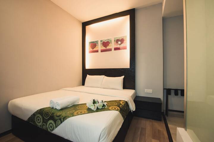 Room 12 of 24