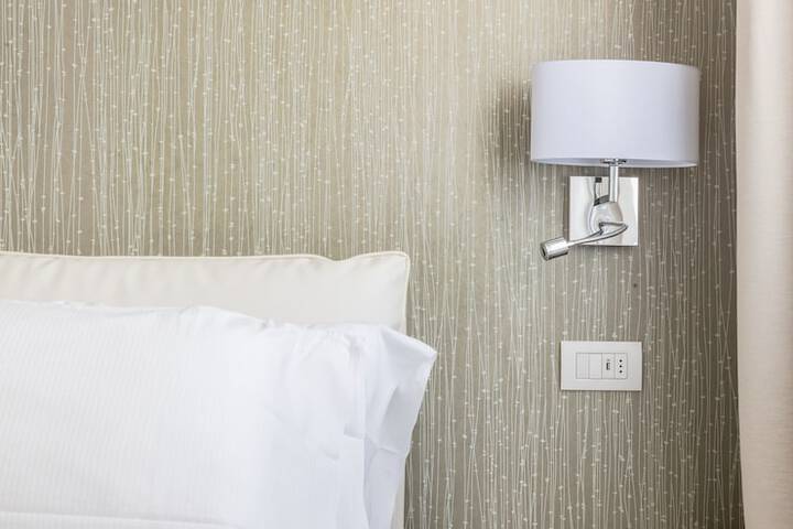 Room 34 of 71