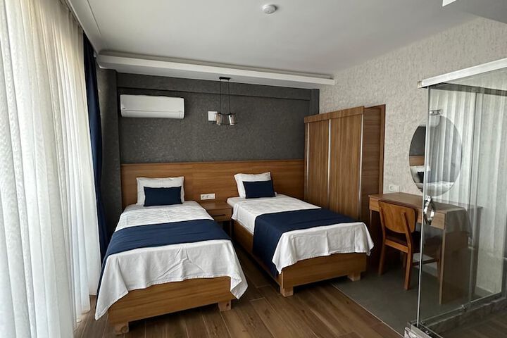 Room 20 of 31
