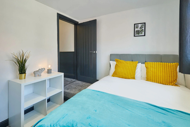 Room 3 of 4