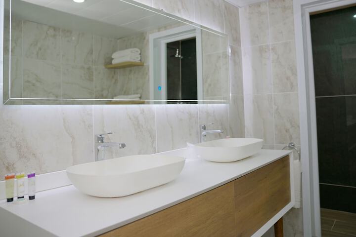Clean Restrooms