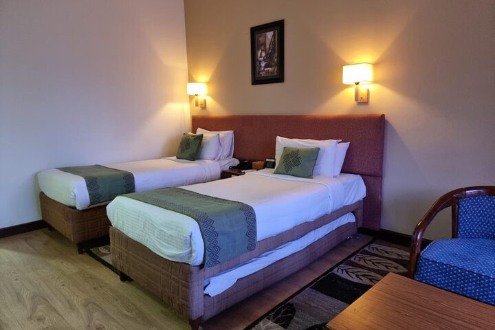 Room 11 of 36