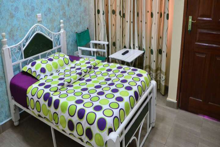Room 9 of 44