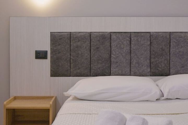 Room 3 of 23