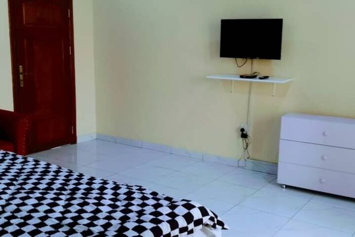 Room 34 of 51